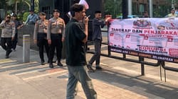 JANGKAR Urges KPK to Fully Investigate Alleged Corruption in Banking Notification Service Procurement; Potential State Losses Estimated at IDR 2 Trillion JANGKAR Urges KPK to Fully Investigate Alleged Corruption in Banking Notification Service Procurement; Potential State Losses Estimated at IDR 2 Trillion