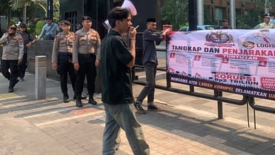 JANGKAR Urges KPK to Fully Investigate Alleged Corruption in Banking Notification Service Procurement; Potential State Losses Estimated at IDR 2 Trillion JANGKAR Urges KPK to Fully Investigate Alleged Corruption in Banking Notification Service Procurement; Potential State Losses Estimated at IDR 2 Trillion