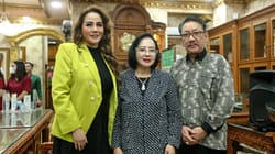 Kicked Off with Orphan Assistance, Nita Thalia Undergoes Facelift at Queen Plastic Surgery Clinic Sunter Kicked Off with Orphan Assistance, Nita Thalia Undergoes Facelift at Queen Plastic Surgery Clinic Sunter