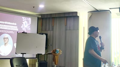 Dik Doank Shines as an Inspirational Speaker at the Family Resilience Socialization Event for Women in South Tangerang Dik Doank Shines as an Inspirational Speaker at the Family Resilience Socialization Event for Women in South Tangerang